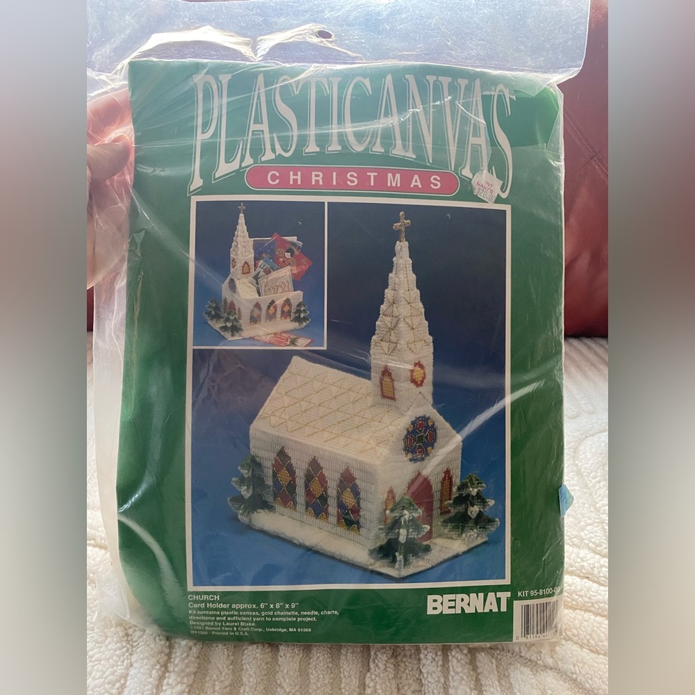 Bernat Plastic Canvas Christmas Kit